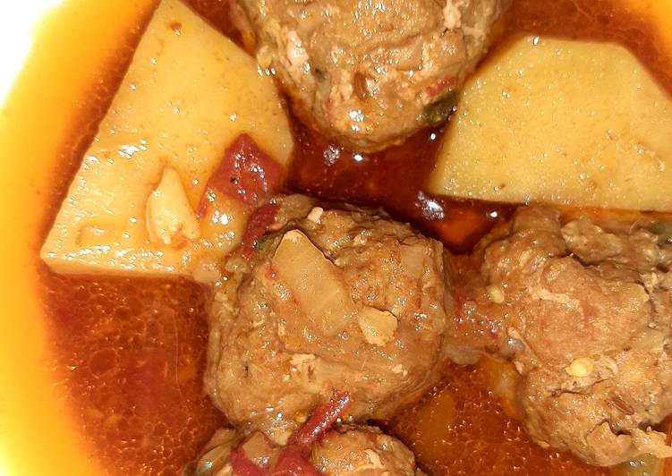 7 Delicious Homemade Kofta curry,chicken pulao &amp; plain cake