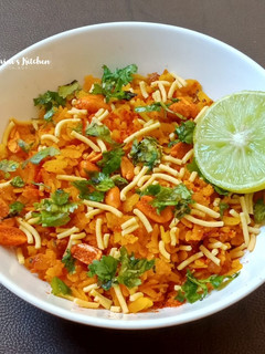 ઈન્દોરી પૌવા રેસીપી મુખ્ય ફોટો