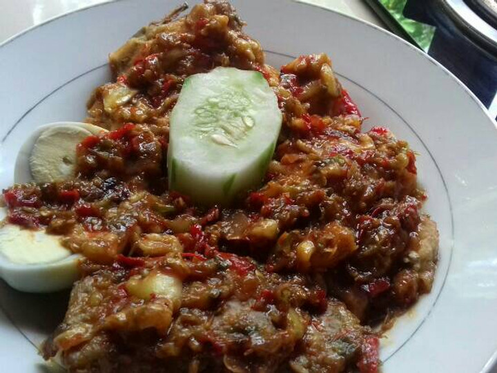 Ini dia! Bagaimana cara buat Aneka penyet sambel mangga  sesuai selera