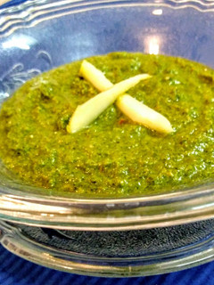 A picture of Raw mango and spring onion chutney.