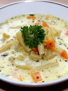 Tárkonyos zöldbableves recept fotója