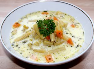 Tárkonyos zöldbableves recept fotója