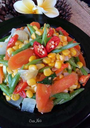 Foto resep Tumis Pelangi (Buncis, Wortel dan Jagung)