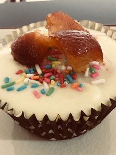 A picture of Gulab jamun black coffee cupcake.