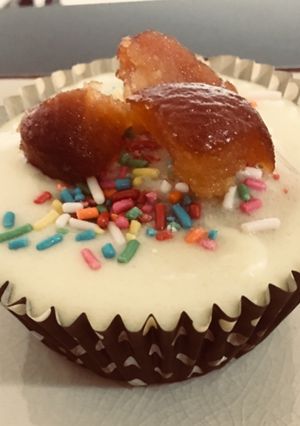 A picture of Gulab jamun black coffee cupcake.