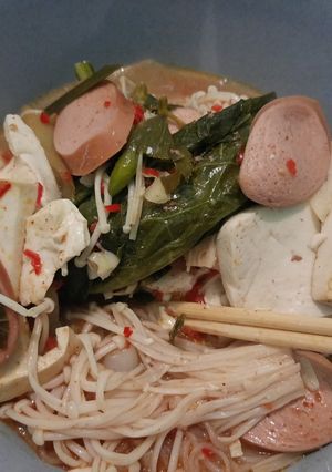 Foto resep Sup Tom Yum Sosis Tahu