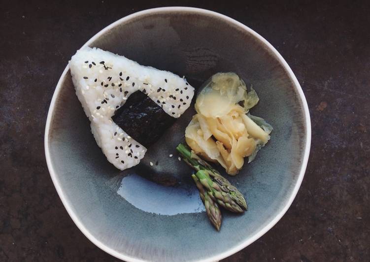 Steps to Prepare Speedy Onigiri with soy seared asparagus