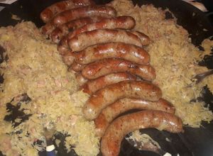 Una foto de Thuringer Bratwurst