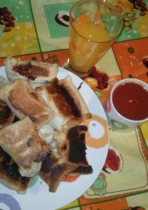 Una foto de Paquetitos de salchichas super fácil y delicioso