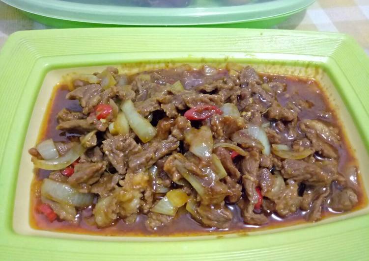 Daging sapi bawang bombay