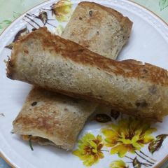 A picture of Paneer bread roll.