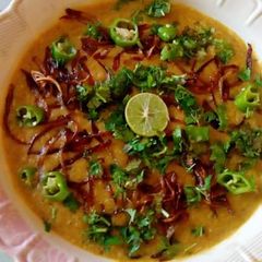 A picture of Chicken daleem(kitchen with amna).