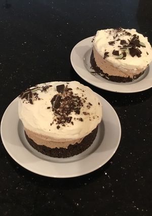 A picture of Mint Cream Tarts.
