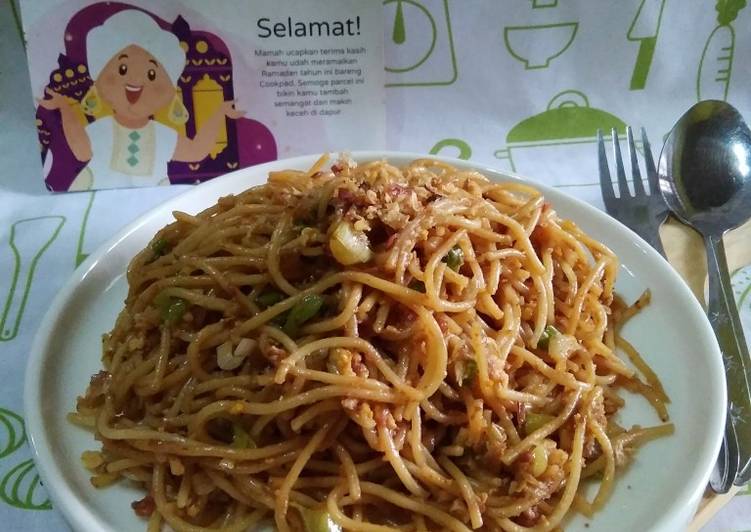 Spaghetti Goreng Kornet