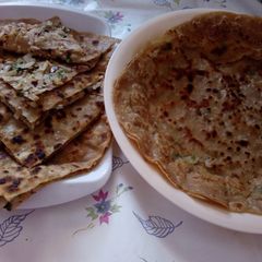 A picture of Moli ke prathy.