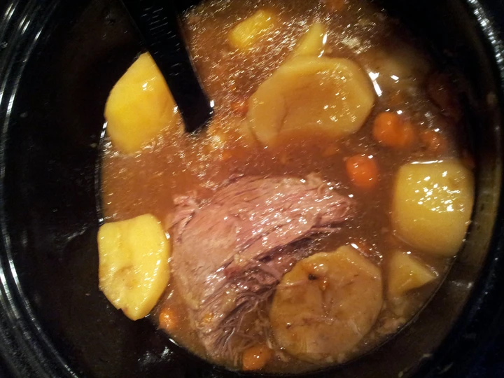 Easy Way Prepare crock pot roast potatoes carrots/  then vegs beef soup w remaining left overs the Delicious Makes you drool