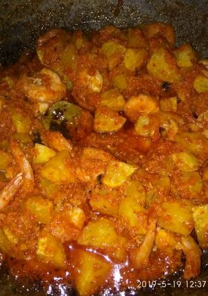 Foto resep Kentang udang sambel kesukaan ank gadis