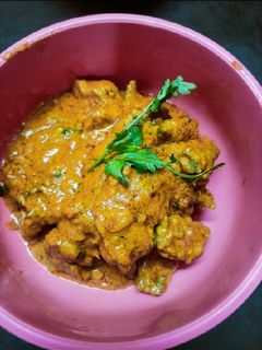 ধনিয়া চিকেন (Dhania Chicken recipe in Bengali) রেসিপির প্রধান ছবি