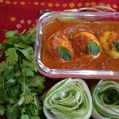 A picture of Egg curry.