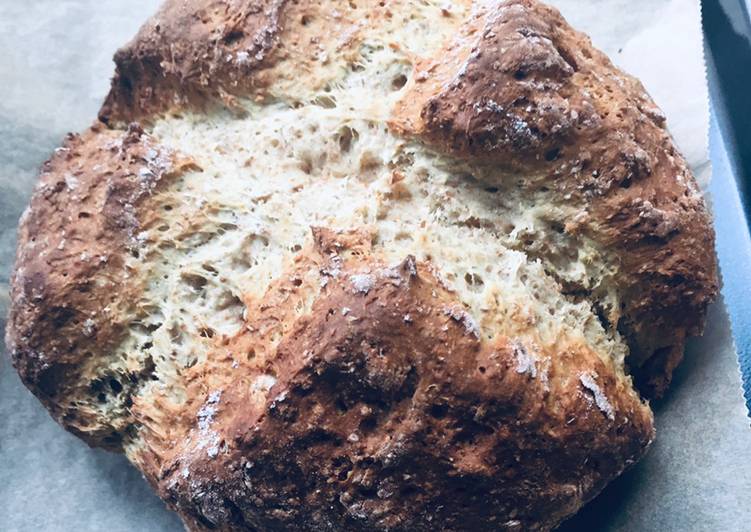 Vegan soda bread with fresh herb and veg flavours π±