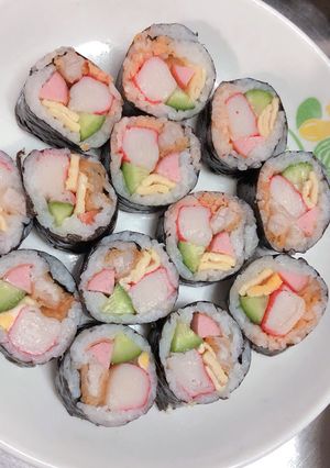 Hình của món Cơm cuộn.