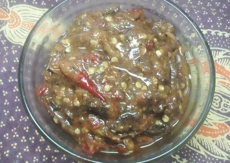 makanan Sambel teri Jadi, Enak