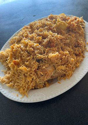 A picture of Chicken Machboos.
