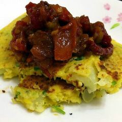 A picture of Cauliflower And Cheese With Bell Pepper Relish.