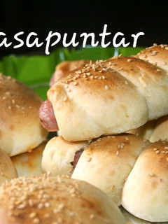 Una foto de Bollitos rellenos (Pan preñao) 🍞🌭