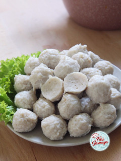 Foto resep Bakso Ayam Tanpa Food Tanpa Processor, chopper atau Blender (pakai daging giling)