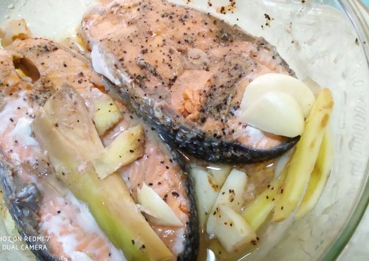 Ikan Salmon Kukus untuk Ibu Pantang, Viral