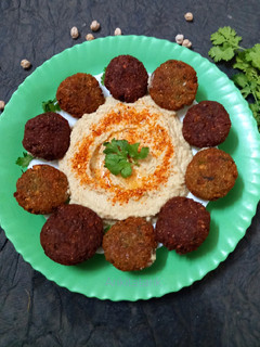 ફલાફલ (Falafal Recipe In Gujarati) રેસીપી મુખ્ય ફોટો