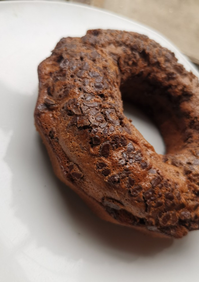 Una foto de Torta de chocolate con chips