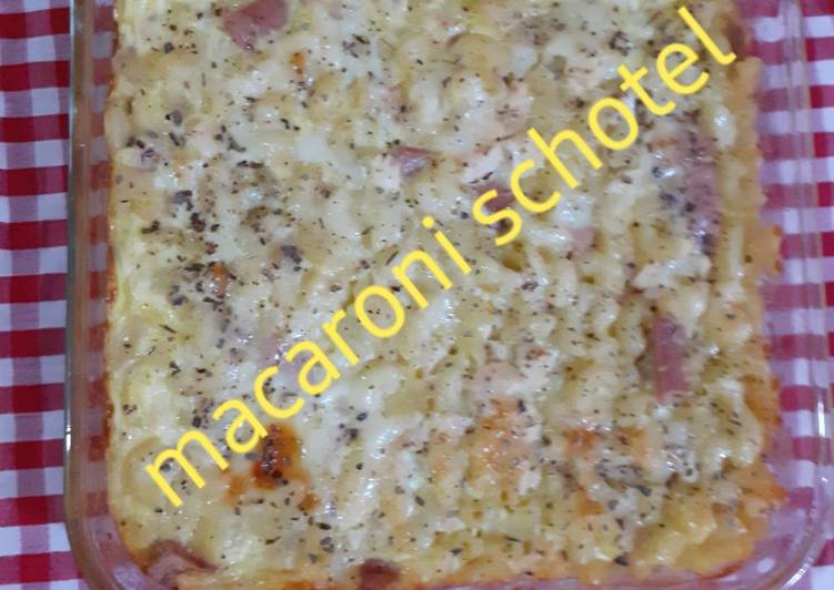 Macaroni Schotel with ❤
