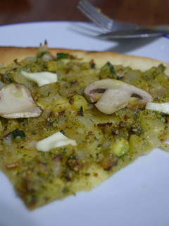 Una foto de Pizza de calabacín al pesto