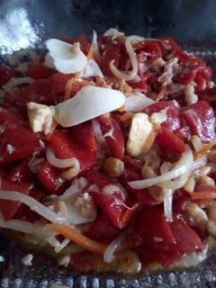 Una foto de Ensalada de pimientos del piquillo