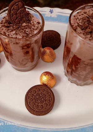 A picture of Oreo milkshake.
