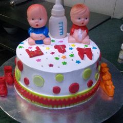 A picture of Fondant cake for baby 💕.