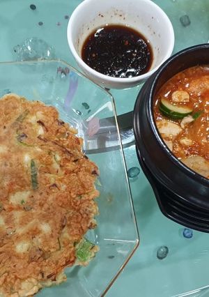 Foto resep Korean Seafood Pancake (Bakwan Korea)