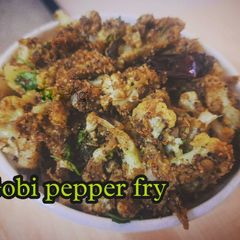 A picture of Cauliflower pepper masala (dry) | Gobhi pepper stir fry.