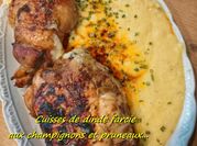 Une photo de poulet pruneau
