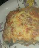 Lasagna de carne, jamón, queso y verdura