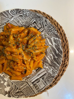 A picture of Pasta con puerro, bacon y champiñones.
