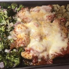A picture of Sheet-Pan Chicken Parmesan.