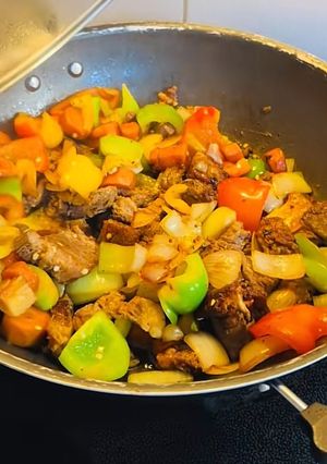 Foto de Carne estufada com legumes