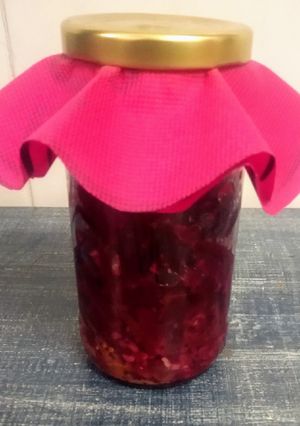 Una foto de Tallos de remolacha en escabeche