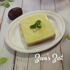 A picture of Avocado Panna Cotta.