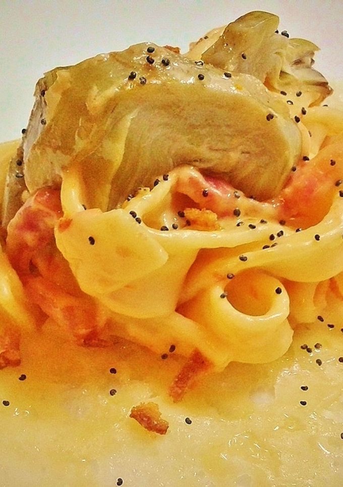 Una foto de Tagliatelle con alcachofas