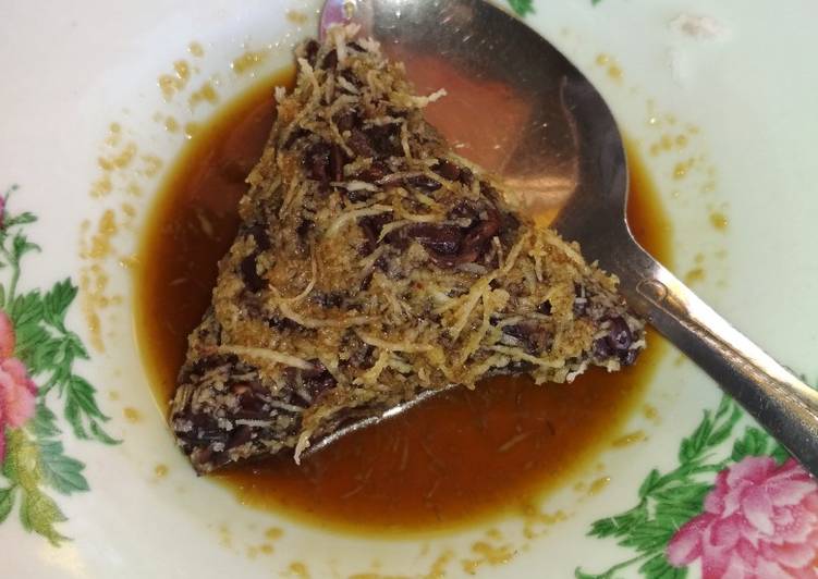 resep cara buat Lupis ketan hitam praktis