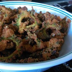 A picture of Crispy Karela Pakora/ Bitter gaurd Crisps.